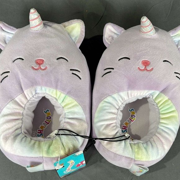 SQUISHMALLOWS UNICORN  KIDS SLIPPERS NWT - Picture 3 of 4